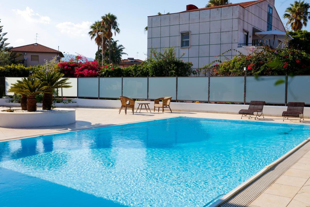 Path House - Etna & Sea View Riposto Exterior foto